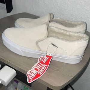Beige vans with Sherpa lining